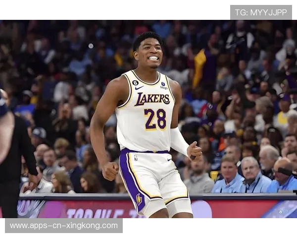 湖人130-120热火！无解的不是3连胜，而是东契奇赛后评价詹姆斯，詹姆斯和东契奇谁厉害