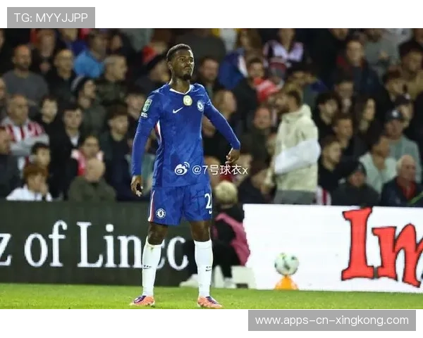 切尔西未能克服卡拉巴赫，2-2战平，球队陷入困境，切尔西绝杀巴萨