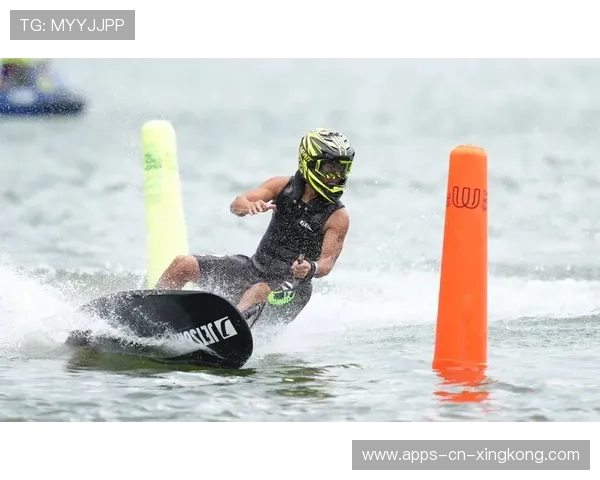 冲浪职业联赛引入环保机制，选手展现社会责任